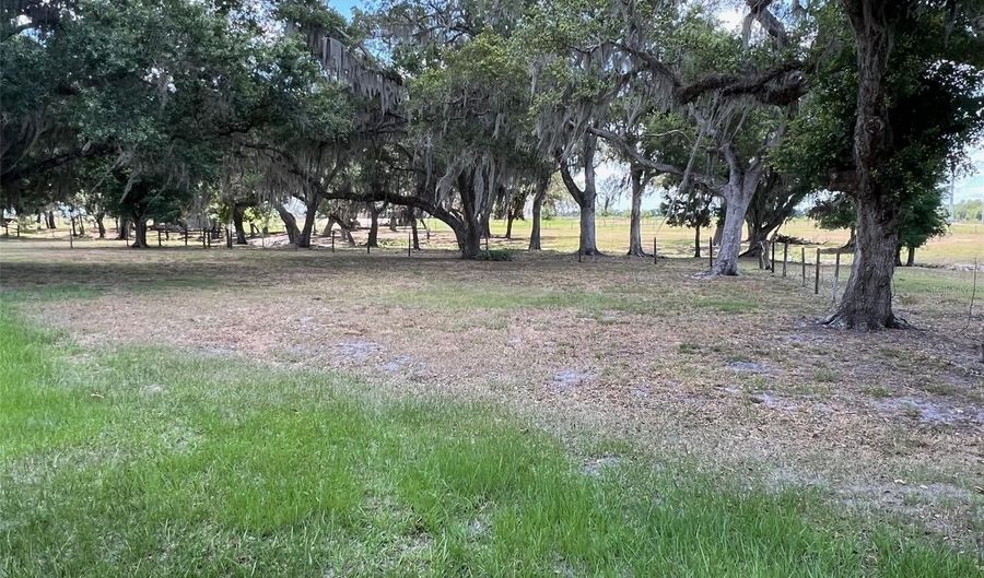 3993 NE BOBAY Rd, Arcadia, FL 34266 - 3 Beds, 2 Bath
