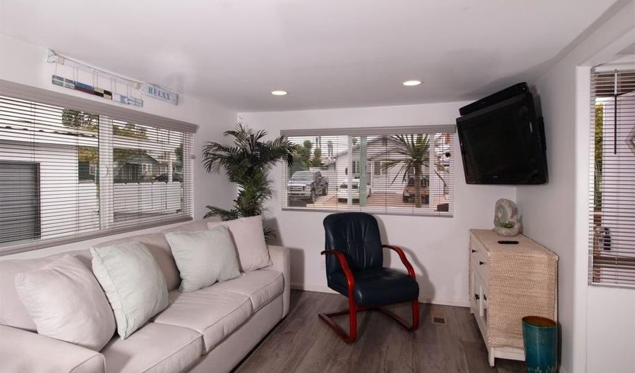 1046 S Cleveland St 16, Oceanside, CA 92054 - 2 Beds, 1 Bath