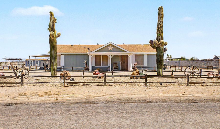 14449 S VAQUERO Cir, Arizona City, AZ 85123 - 3 Beds, 2 Bath