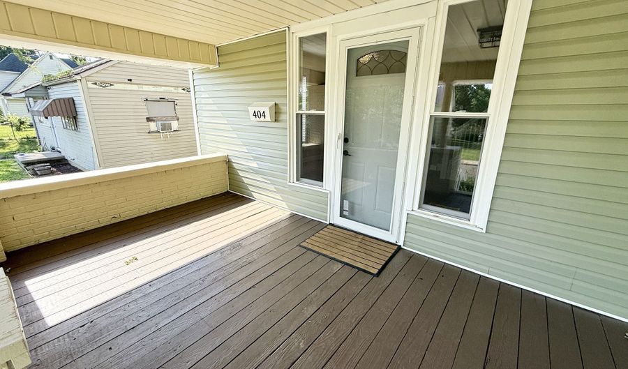 404 E Monroe St, Alexandria, IN 46001 - 3 Beds, 3 Bath