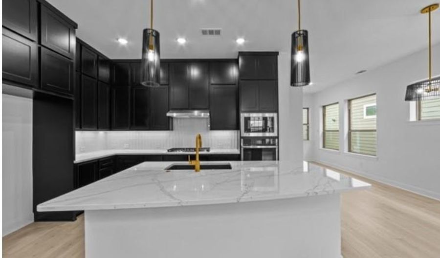 13852 Wembley Bend Way, Aledo, TX 76008 - 3 Beds, 3 Bath