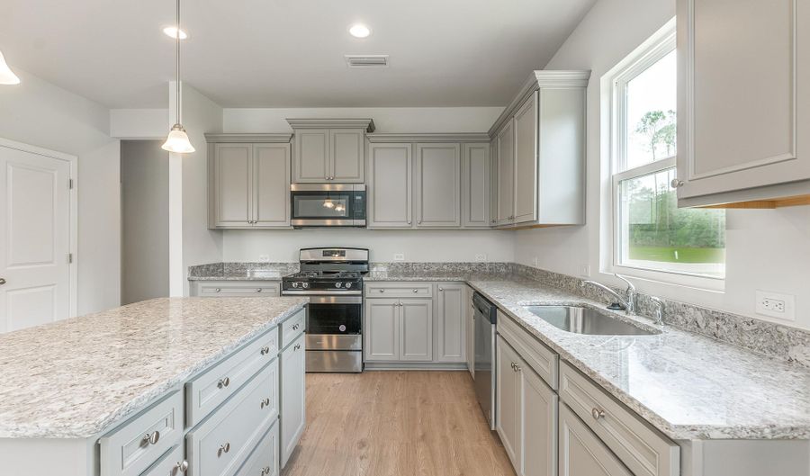 1209 Kipling Dr, Beaufort, SC 29902 - 5 Beds, 3 Bath