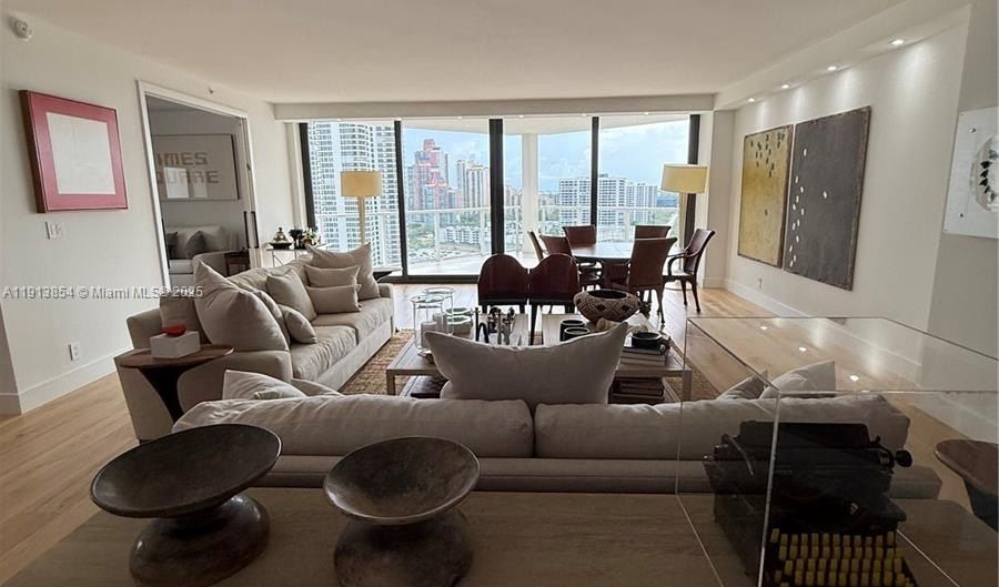 19500 E Turnberry Way 18D, Aventura, FL 33180 - 2 Beds, 3 Bath