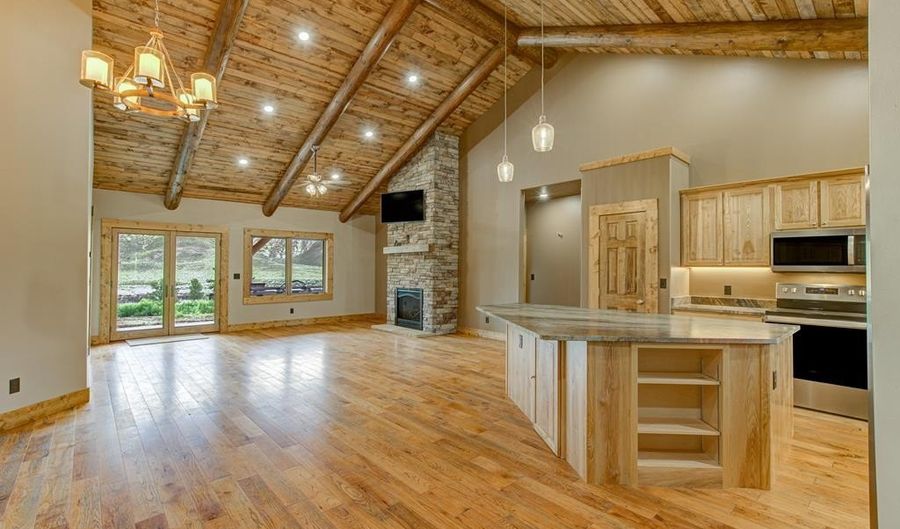 65 Winchester Dr 6, Cody, WY 82414 - 3 Beds, 3 Bath