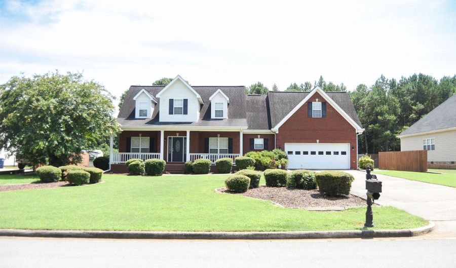103 LIBERTY Ln, Anniston, AL 36207 - 3 Beds, 3 Bath