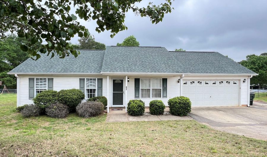 82 Twin Valley Rd, Duncan, SC 29334 - 3 Beds, 2 Bath