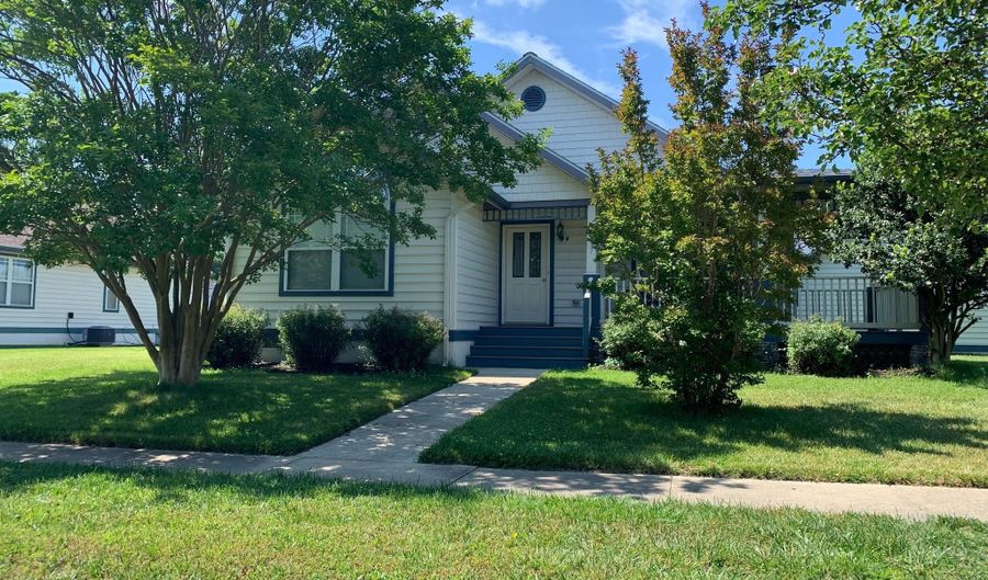 33697 ASHLAND Dr, Frankford, DE 19945 - 3 Beds, 2 Bath