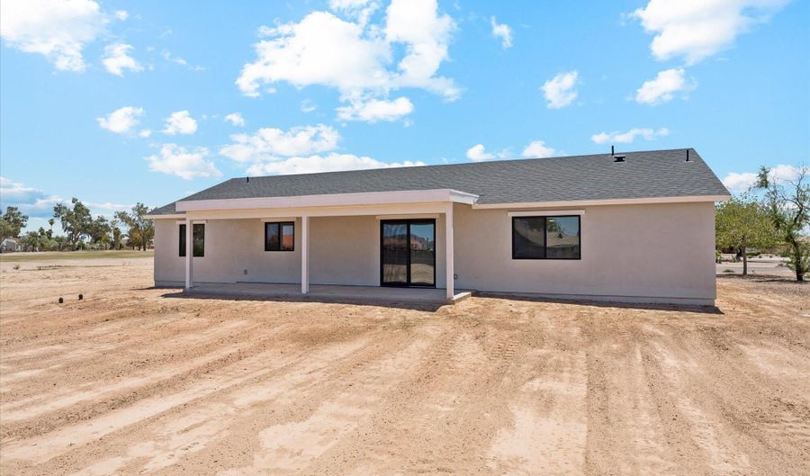 9280 W Wenden Dr, Arizona City, AZ 85123 - 3 Beds, 2 Bath
