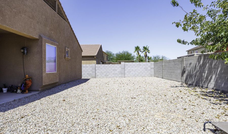 1212 E PALO VERDE Dr, Casa Grande, AZ 85122 - 3 Beds, 2 Bath
