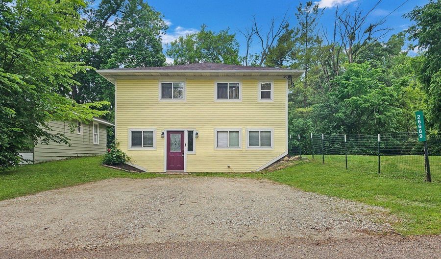 26689 W Pine St, Antioch, IL 60002 - 3 Beds, 2 Bath