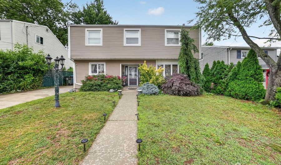 345 Woodruff Ave, Avenel, NJ 07001 - 3 Beds, 2 Bath