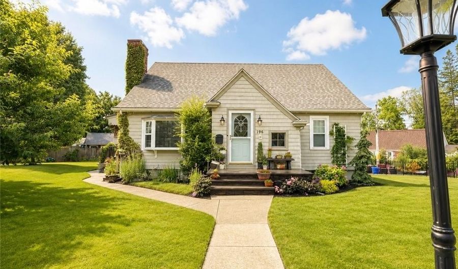 196 Fruit Hill Ave, North Providence, RI 02911 - 3 Beds, 3 Bath
