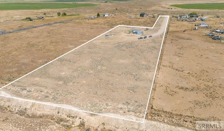 878 N 1400 W, Blackfoot, ID 83221 - 4 Beds, 2 Bath