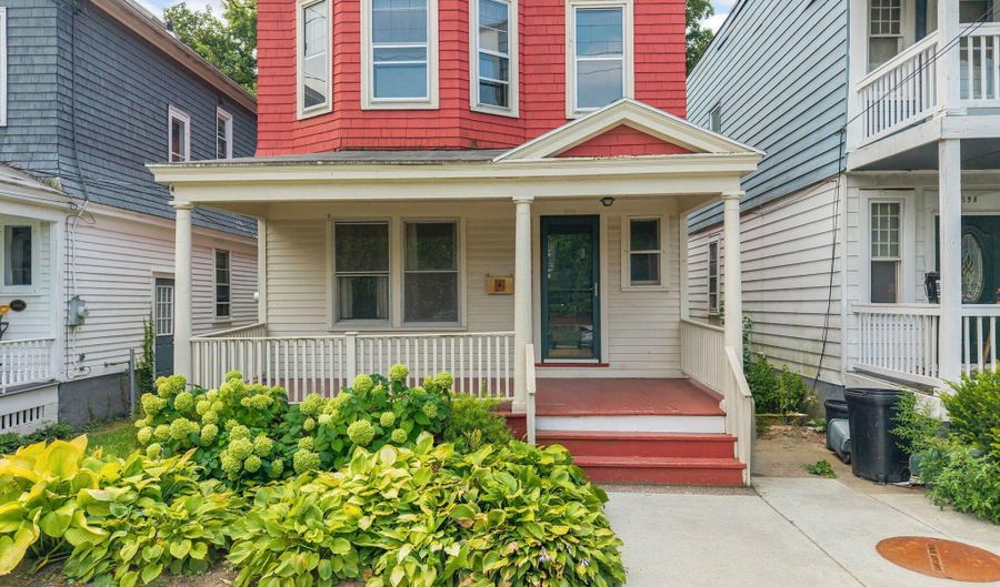 596 Morris St, Albany, NY 12208 - 3 Beds, 2 Bath