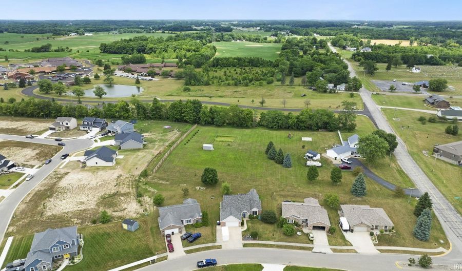 112 Orchard Valley Dr, Avilla, IN 46710 - 3 Beds, 3 Bath
