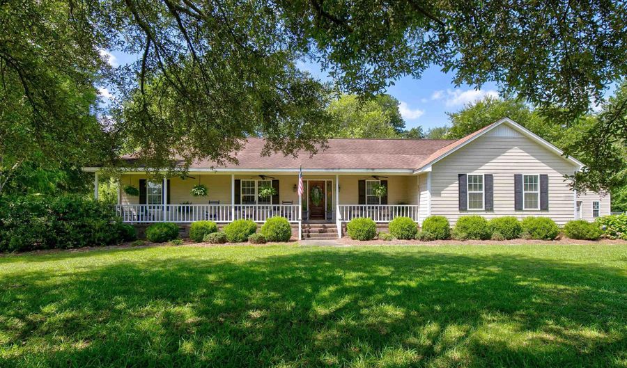 11 Riders Ridge Rd, Bishopville, SC 29010 - 3 Beds, 3 Bath