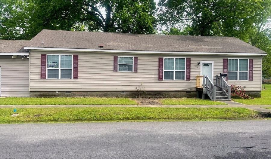 601 Broadway St St, Augusta, AR 72006 - 3 Beds, 2 Bath