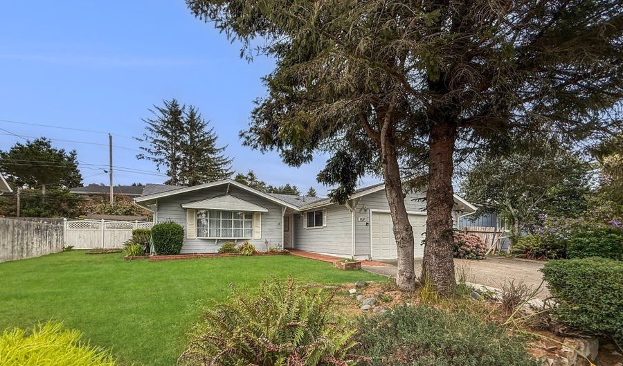 1330 CRISSEY Cir, Brookings, OR 97415 - 3 Beds, 2 Bath