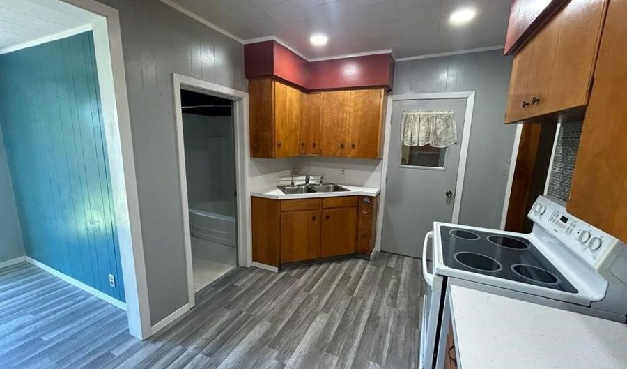 301 Harriman Ave, Archer, IA 51231 - 3 Beds, 1 Bath