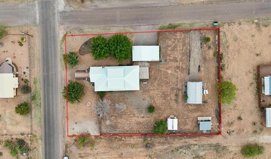 1101 N 14th St, Alpine, TX 79830 - 3 Beds, 3 Bath