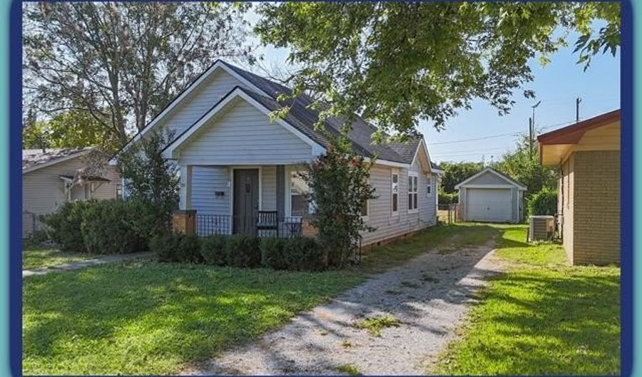 319 E 13th St, Ada, OK 74820 - 3 Beds, 1 Bath