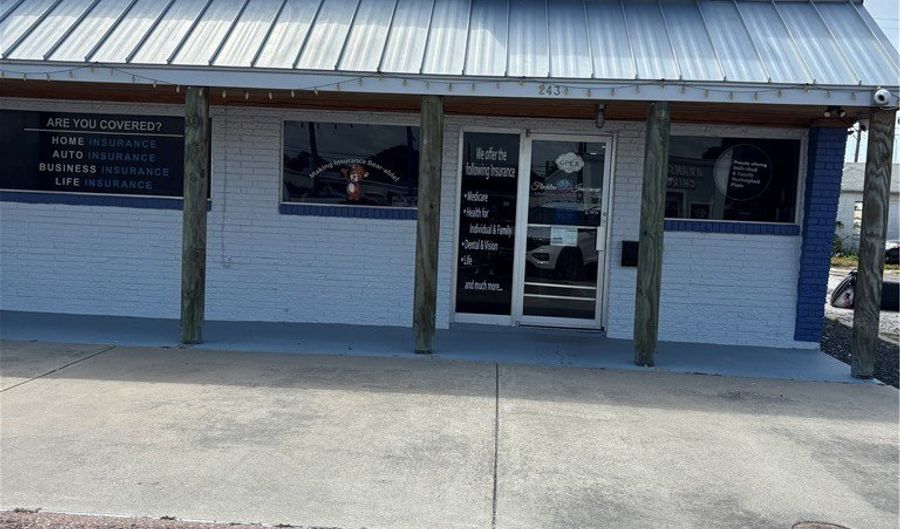 243 S Commercial St A, Aransas Pass, TX 78336 - 0 Beds, 1 Bath