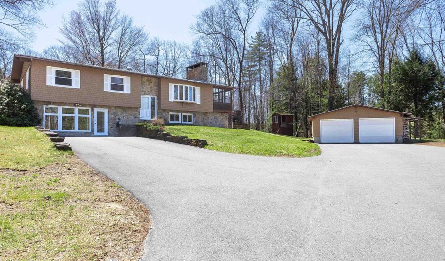 264 Ceda Rd, Charlestown, NH 03603 - 3 Beds, 2 Bath
