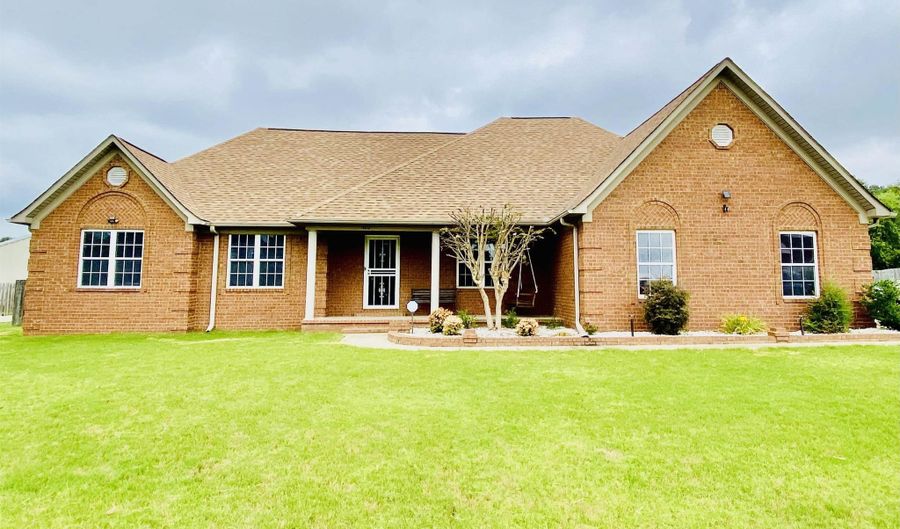 420 TREBING, Atoka, TN 38004 - 4 Beds, 2 Bath