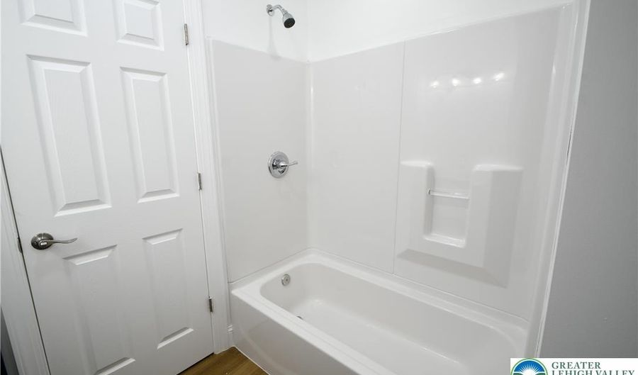 459 W Linden 1-A, Allentown, PA 18102 - 3 Beds, 2 Bath