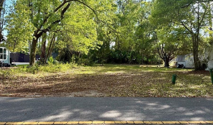 206 13th St, Apalachicola, FL 32320 - 0 Beds, 0 Bath