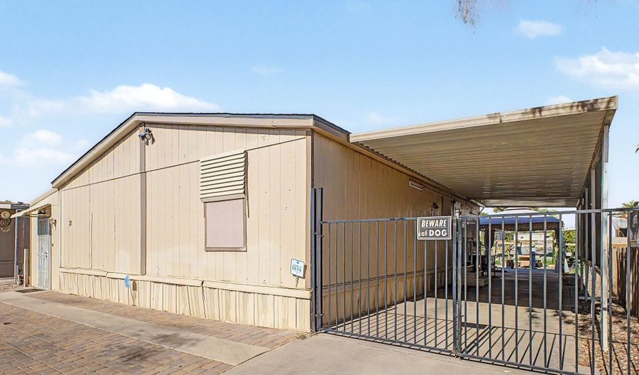501 E RAY Rd 31, Chandler, AZ 85225 - 4 Beds, 3 Bath