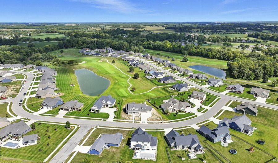 2002 Approach Dr, Auburn, IN 46706 - 5 Beds, 5 Bath