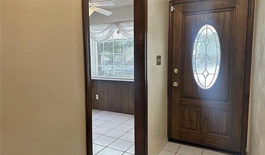 60 Town And Country, Ardmore, OK 73401 - 3 Beds, 2 Bath