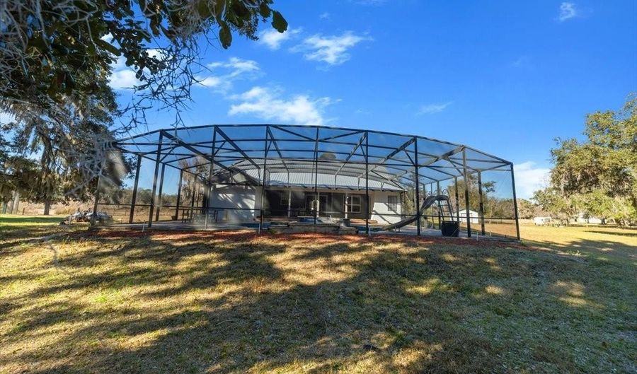 15104 COUNTY ROAD 48, Astatula, FL 34705 - 4 Beds, 4 Bath
