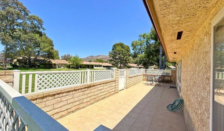 23222 Village 23, Camarillo, CA 93012 - 2 Beds, 2 Bath