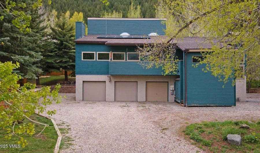 1469 Deer Blvd A, Avon, CO 81620 - 4 Beds, 3 Bath