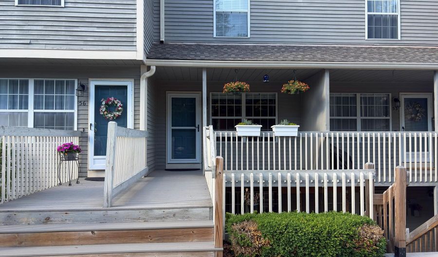 55 Manorwood Dr 55, Branford, CT 06405 - 2 Beds, 2 Bath