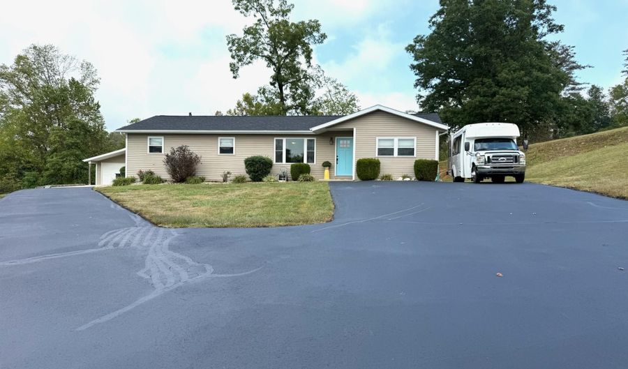 7979 ST RD 54 W, Bedford, IN 47421 - 4 Beds, 2 Bath