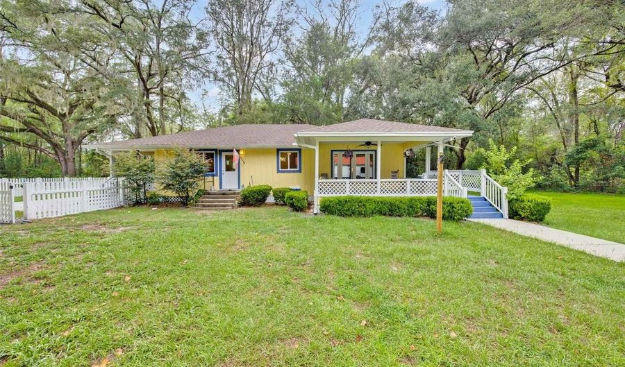 19922 NW 131ST Pl, Alachua, FL 32615 - 3 Beds, 2 Bath