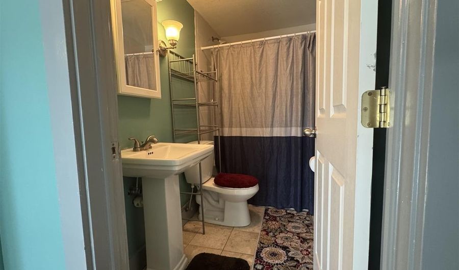 6172 River St, Alanson, MI 49706 - 3 Beds, 2 Bath