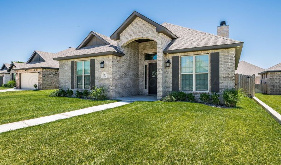 7505 Bluestone Dr, Amarillo, TX 79119 - 4 Beds, 2 Bath