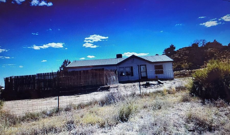8 ROAD 5076, Bloomfield, NM 87413 - 3 Beds, 2 Bath