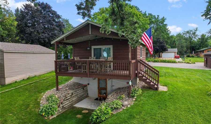 546 Lakeshore Cir, Annandale, MN 55302 - 2 Beds, 2 Bath