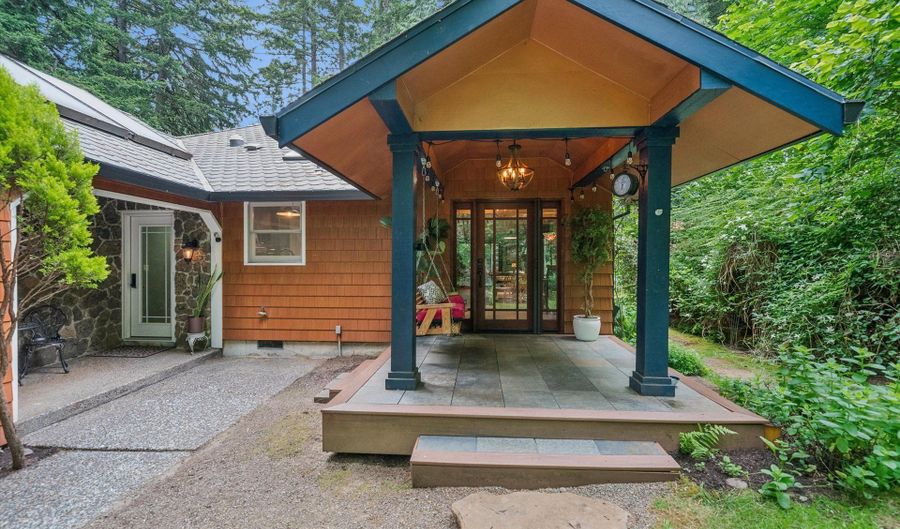 22060 S FOREST PARK Rd, Beavercreek, OR 97004 - 3 Beds, 2 Bath