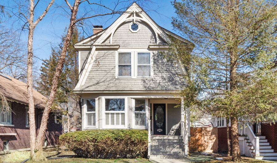 1424 FOREST Ave, Wilmette, IL 60091 - 4 Beds, 3 Bath