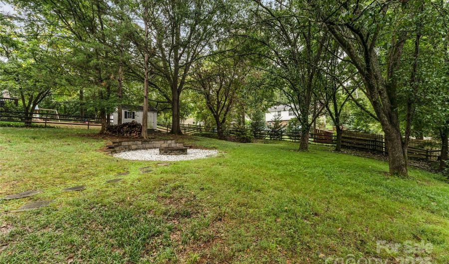 8229 Tifton Rd, Charlotte, NC 28226 - 4 Beds, 4 Bath