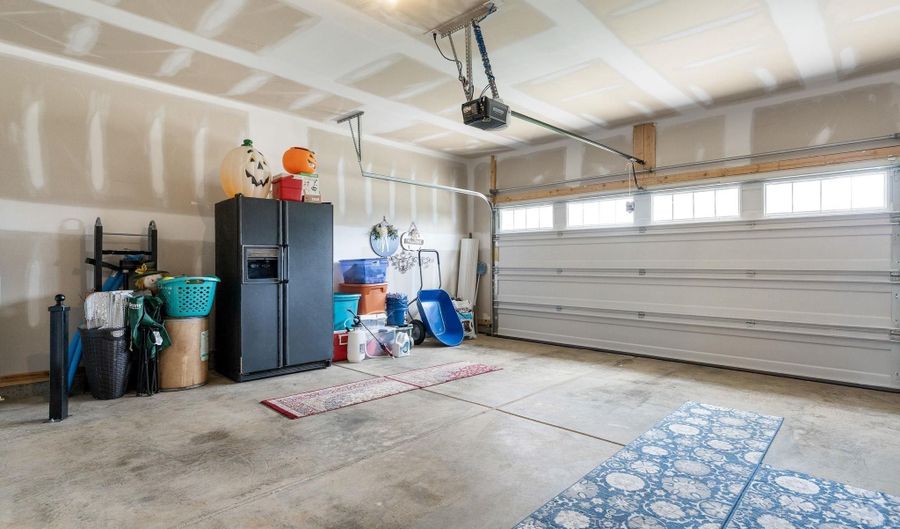 3012 SPECKLEBELLY Way, Alabaster, AL 35007 - 4 Beds, 2 Bath