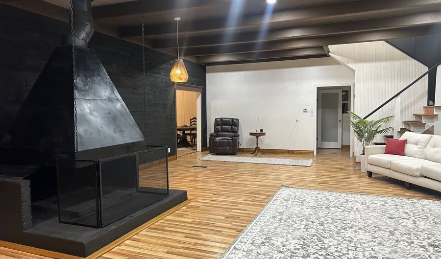 616 14th St, Alva, OK 73717 - 4 Beds, 4 Bath