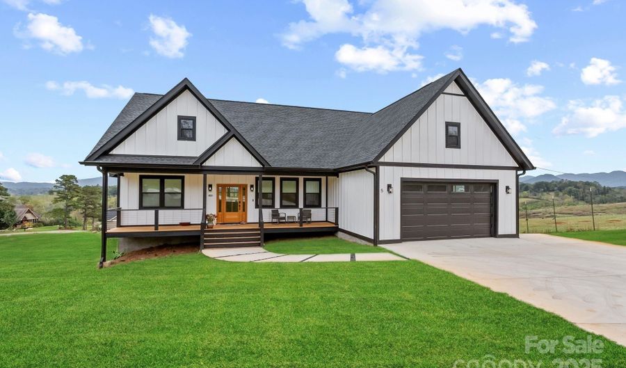 5 Agape Acres Dr, Alexander, NC 28701 - 3 Beds, 3 Bath