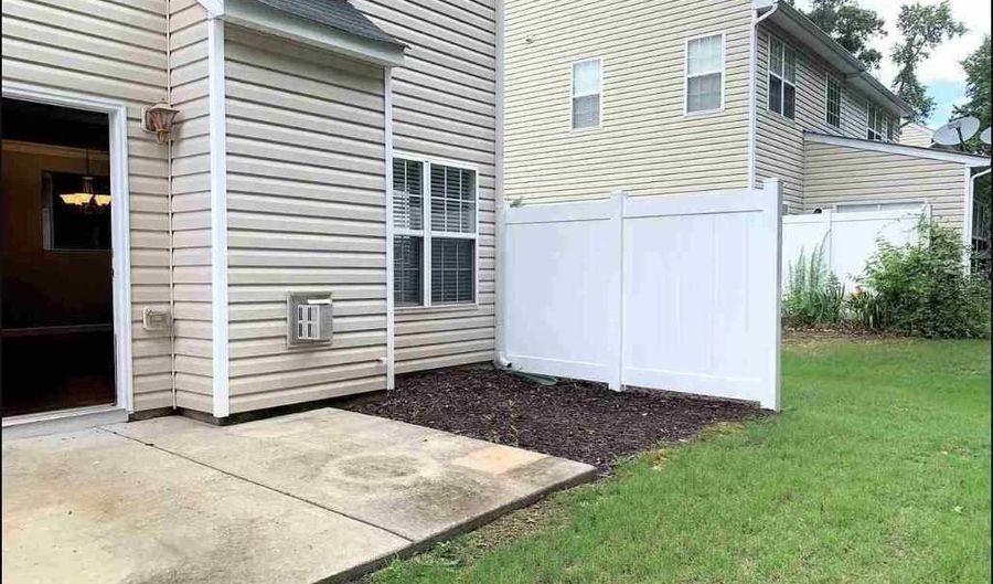 142 Forthview Way, Apex, NC 27502 - 3 Beds, 3 Bath
